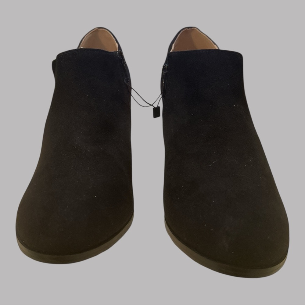 Journee Collection Black Ankle Booties - Picture 7 of 12